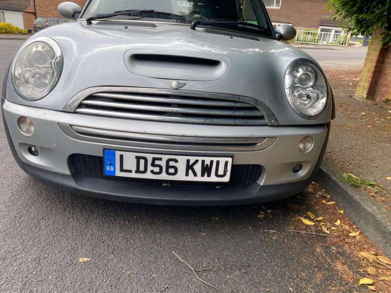 Mini Cooper S Convertible R52 – W11 Engine – 84,000 Miles – Spares / Repairs / Spring project