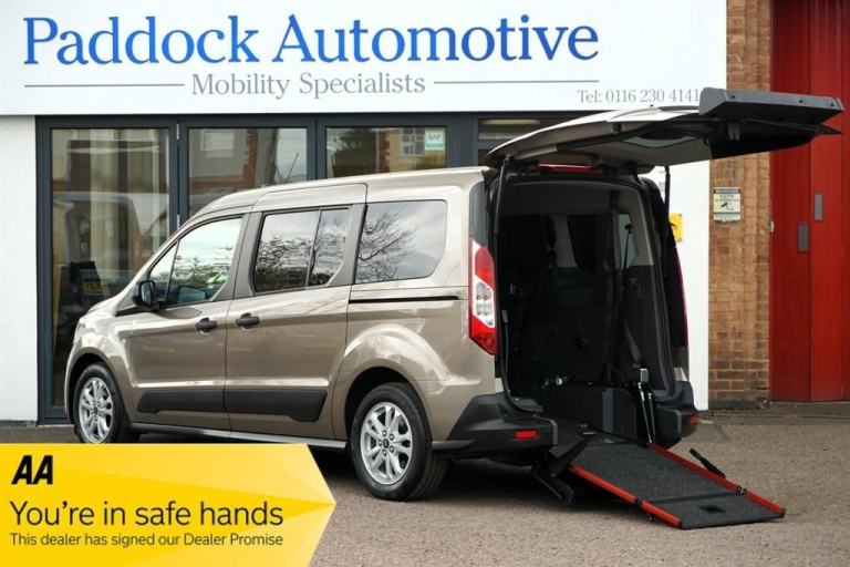Ford Tourneo Connect GRAND ZETEC TDCI Disabled Wheelchair Accessible Vehicle WAV