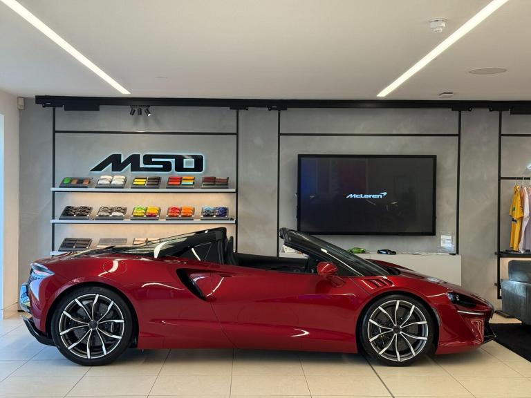  McLaren Artura 3.0T V6 7.4kWh Performance Spider 2dr Petrol Plug-in Hybrid SSG Euro 6 (s/s Petro...