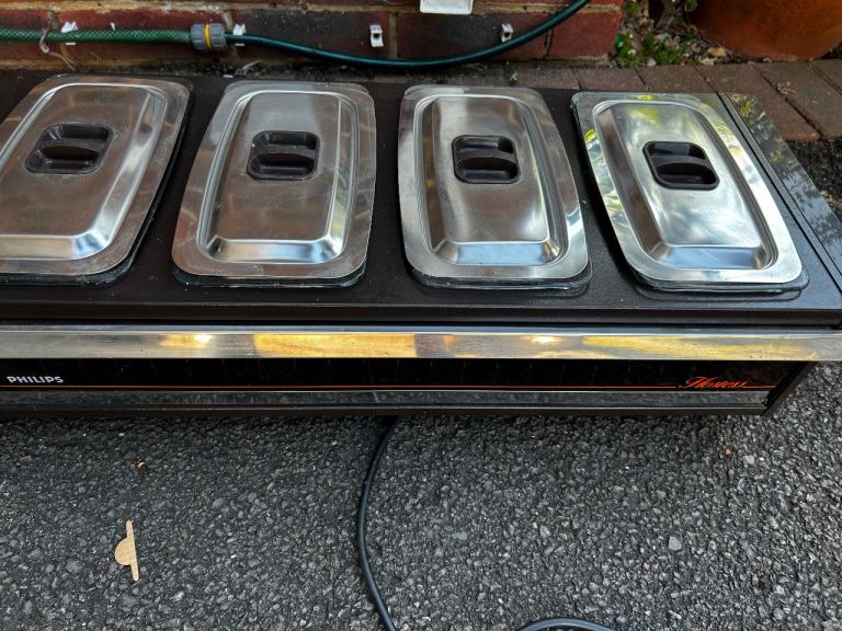 Tabletop Hostell food and plate warmer