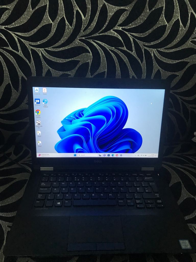 Intel Core i5 Dell E5470 Laptop with Windows 11