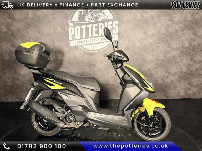 Sym mask 50cc twist and go moped learner legal