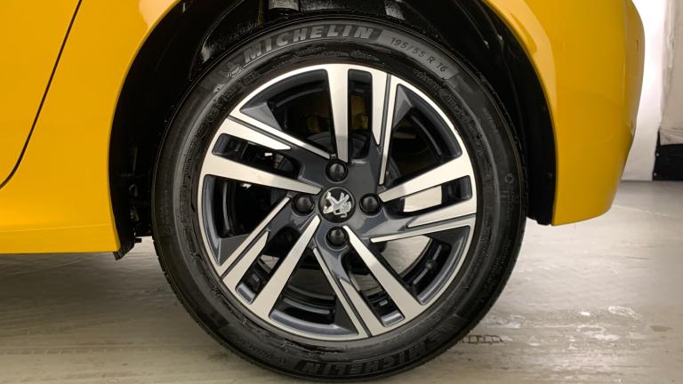 2024 Peugeot 208 1.2 PureTech Active Premium + Hatchback 5dr Petrol Manual Euro 6 (s/s) (100 Hatc...