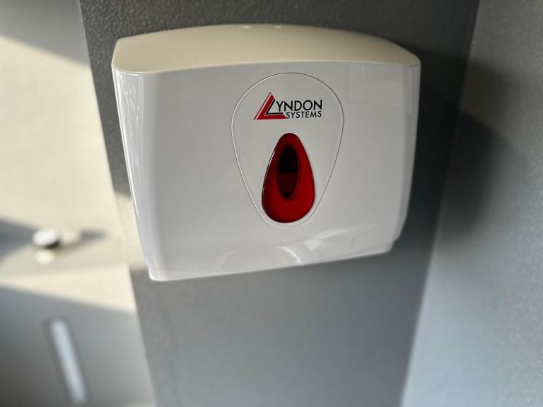 24 Reg, Ford Transit L3H3 RWD,Toilet, Mess, Kitchen, Welfare, Van, Air-Con 