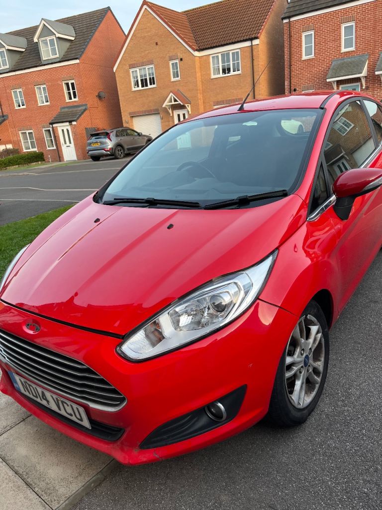 Ford fiesta zetec, 2014, spares or repair. 