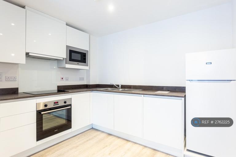 2 bedroom flat in Strutt House, Derby, DE1 (2 bed) (#2762225)