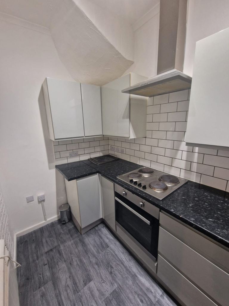 Room for rent. (Medowbank area) 