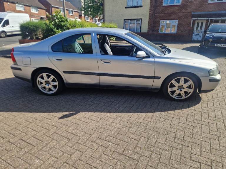 Volvo, S60, Saloon, 2004, Manual, 2401 (cc), 4 doors