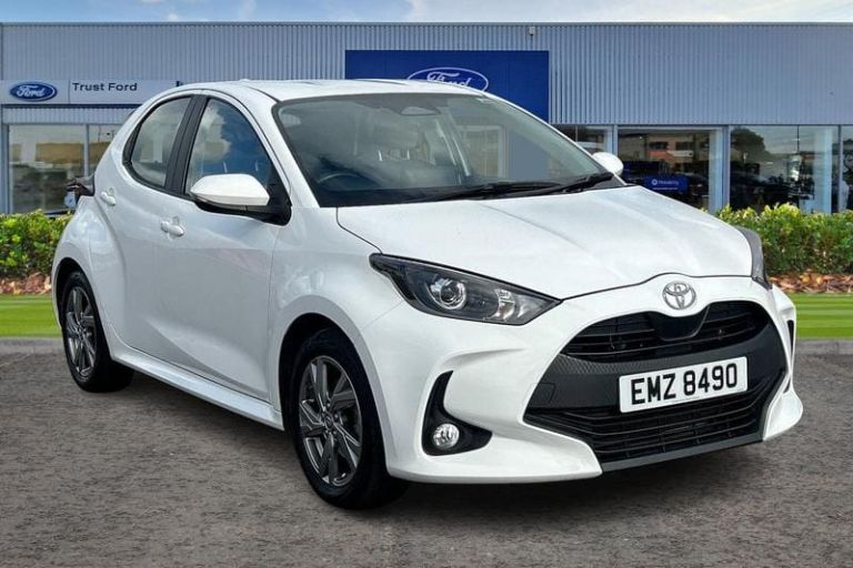 2024 Toyota Yaris 1.5 Hybrid Icon 5dr CVT HATCHBACK PETROL/ELECTRIC Automatic