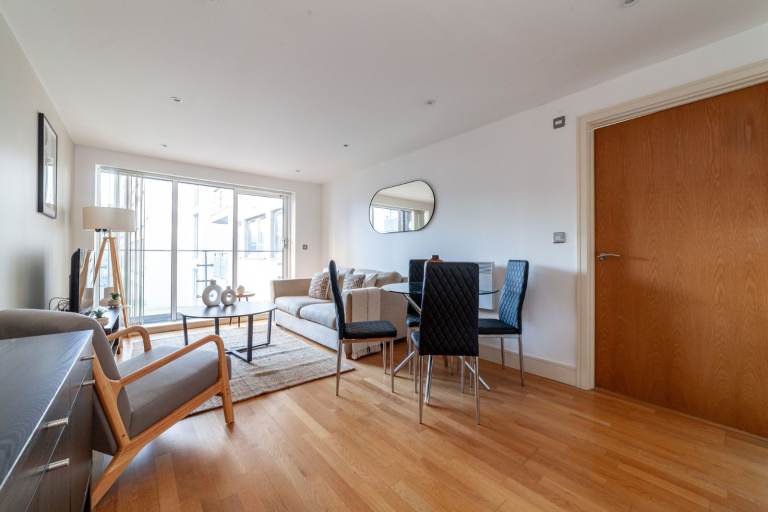 🏙️ MODERN 1-BED W/ LIFT | LONG-TERM | COMPANY LETS WELCOME – BERMONDSEY SE1