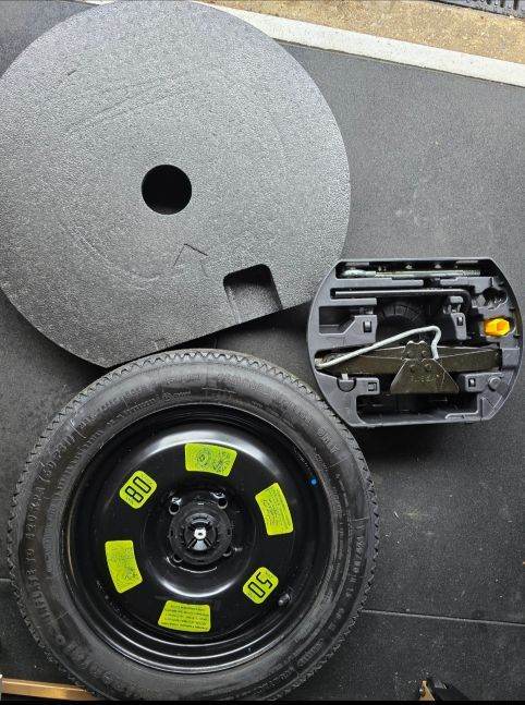 New Corsa F 15" Spare Wheel Spacesaver/accessories (including Jack) & Summit Roof Bars