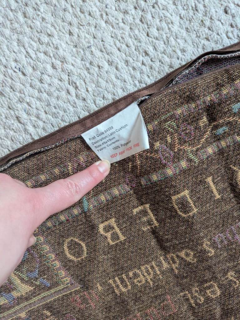 2 square throw cushion covers