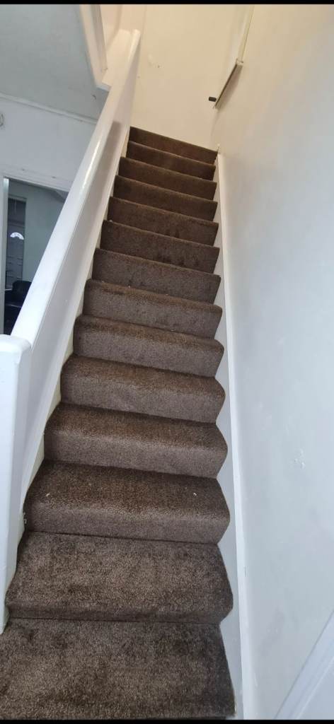 Rent houses in bd9 Lilycroft bradford 