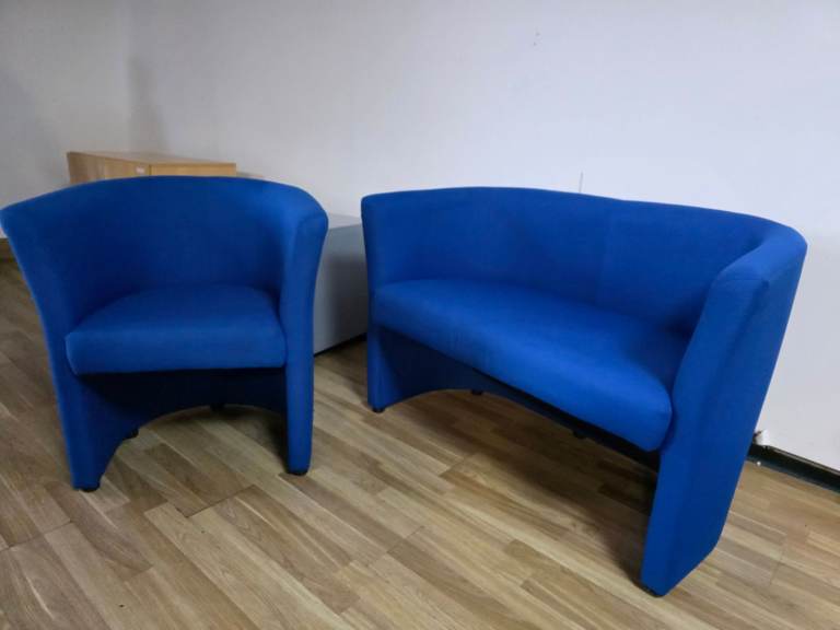 set of 2 blue sofa tub chairs 