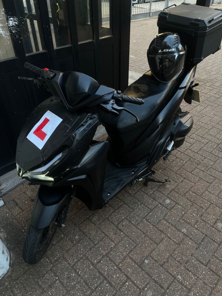Gusite 2025 125CC Scooter