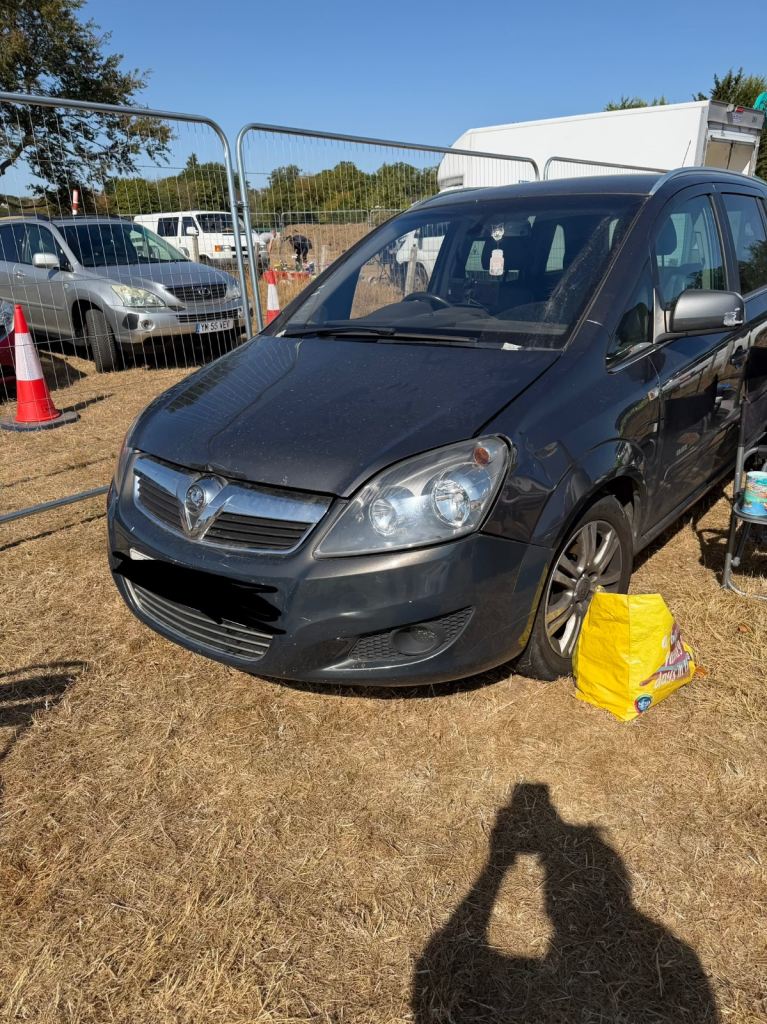Vauxhall, ZAFIRA, MPV, 2011, Manual, 1686 (cc), 5 doors
