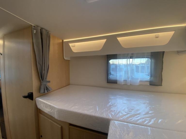 2025 SUNLIGHT T68 XX EDITION 4 BERTH MOTORHOME