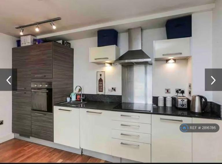 2 bedroom flat in Northbank, Sheffield, S3 (2 bed) (#2816786)