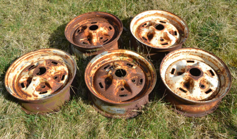 Land Rover Defender V8 and Classic Range Rover Pressed Steel Wheel Rims