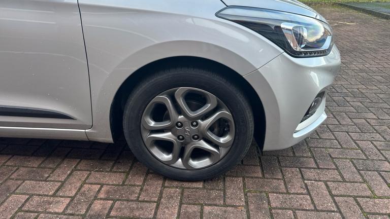2019 Hyundai i20 1.2 MPi Premium Nav 5dr Petrol Hatchback Hatchback Petrol Manual