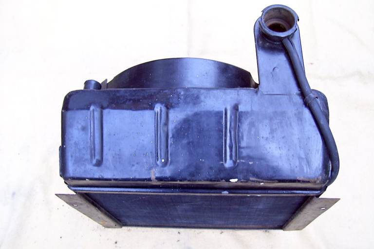 RADIATOR FOR CLASSIC AUSTIN HEALEY SPRITE / MG MIDGET