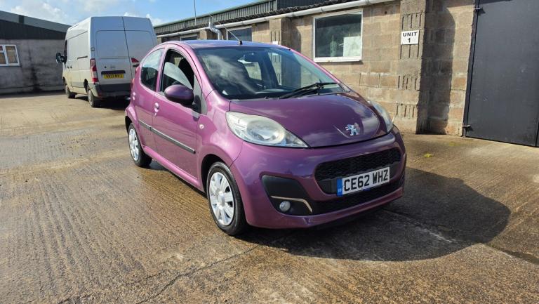 2012 Peugeot 107 1.0 Active 5dr HATCHBACK Petrol Manual