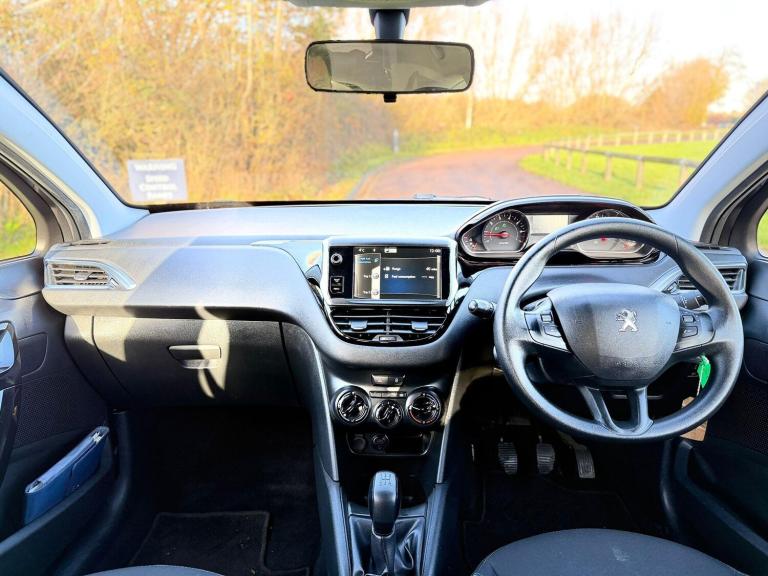 2014 Peugeot 208 1.2 VTi PureTech Active Euro 5 3dr HATCHBACK Petrol Manual