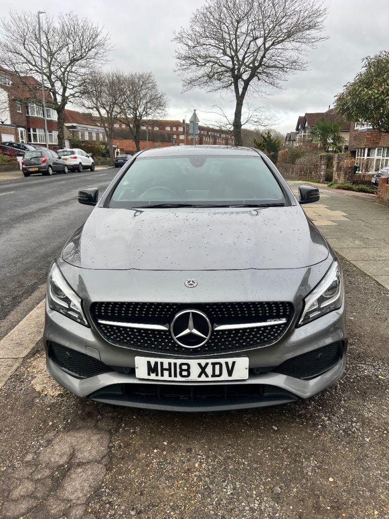 Mercedes-Benz, CLA, Saloon, 2018, Manual, 1595 (cc), 4 doors
