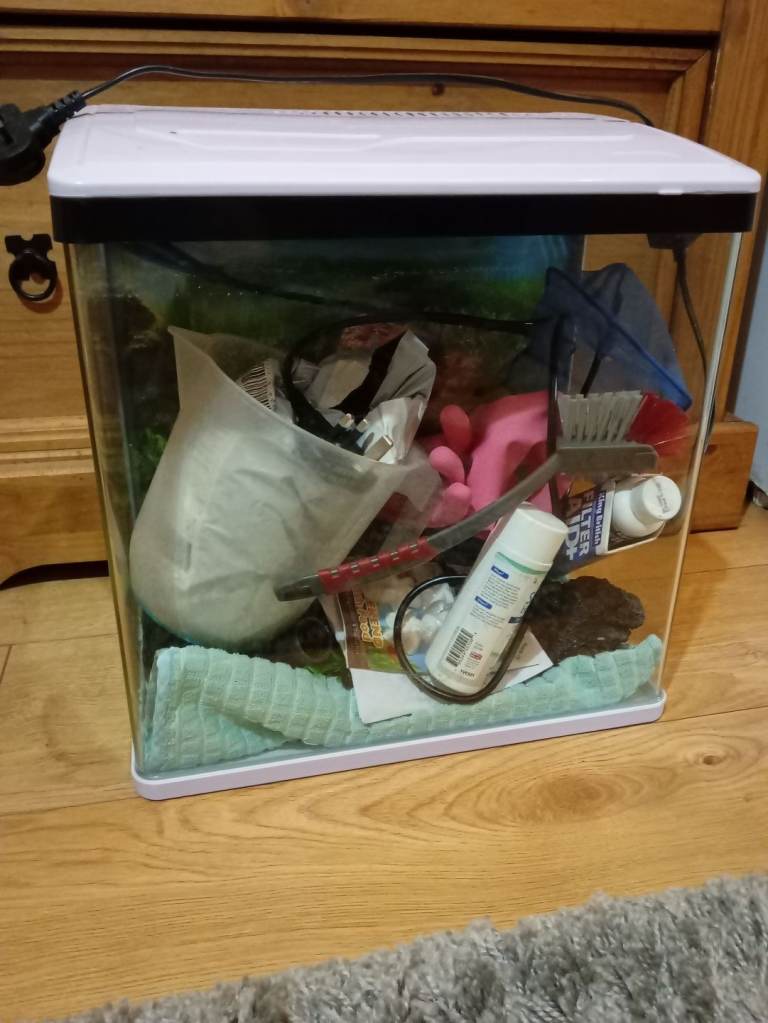 Fish tank - aquarium 