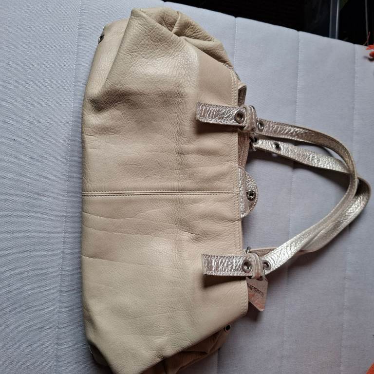 Vintage Via Republica Russell & Bromley handbag