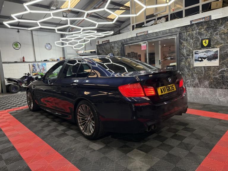 BMW M5 4.4 M5 Saloon 2011