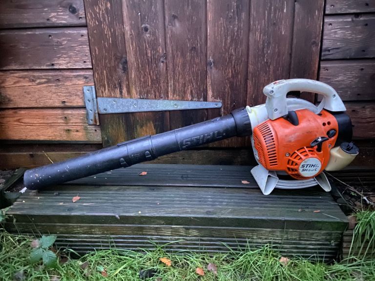 STIHL PETROL HAND BLOWER BG56 C SH56