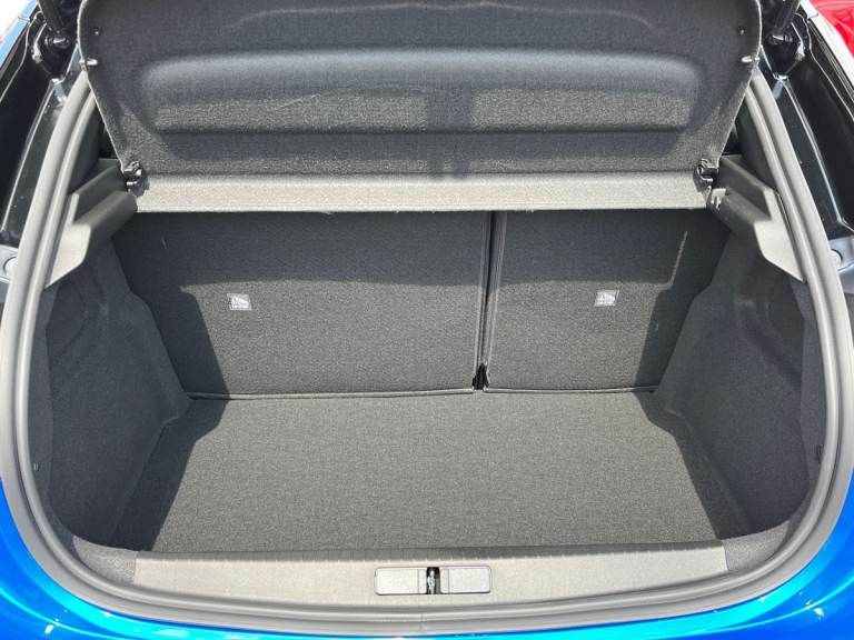  Vauxhall Corsa 1.2 Turbo Yes Hatchback 5dr Petrol Manual Euro 6 s/s 100 Ps