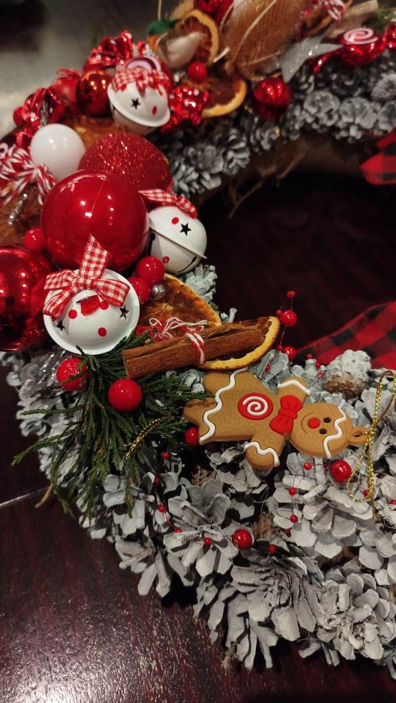 Christmas wreath for front door 