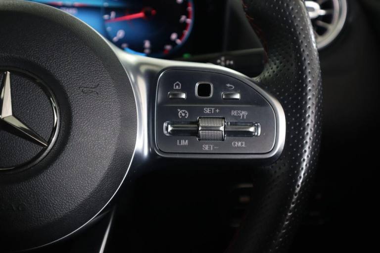 2020 Mercedes-Benz GLA 1.3 GLA200 AMG Line (Premium) 7G-DCT Euro 6 (s/s) 5dr HATCHBACK Petrol Aut...