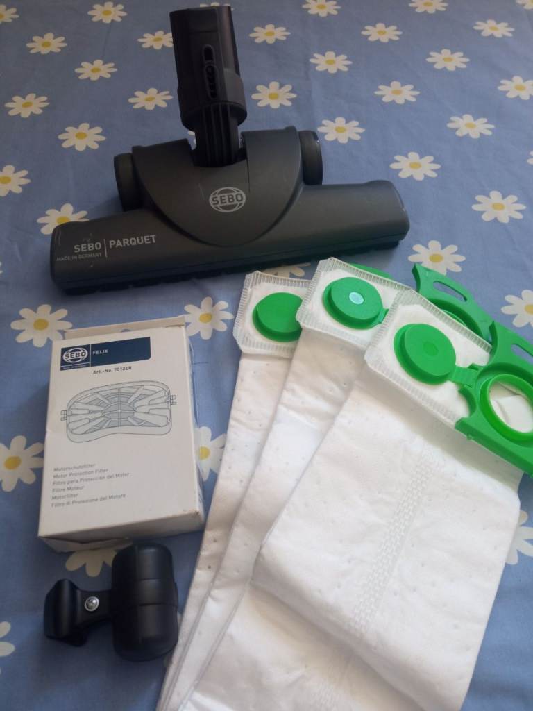 Sebo Felix upright vacuum cleaner Parquet head tool with free items