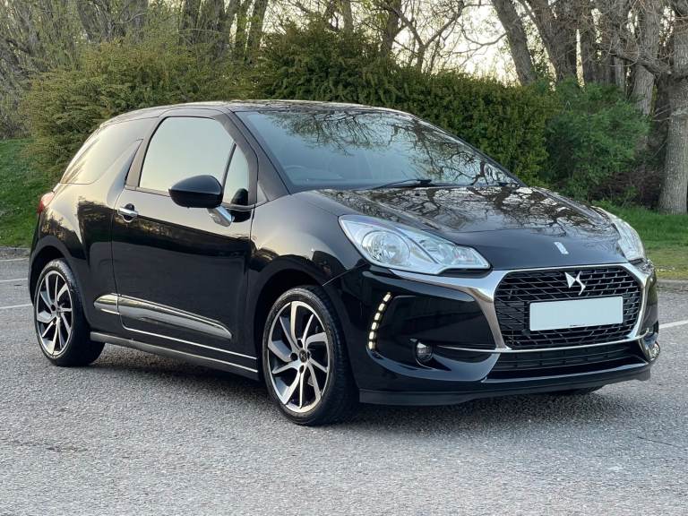 2017 DS 3 Connected Chic PureTech – Very Low Mileage – Excellent Condition