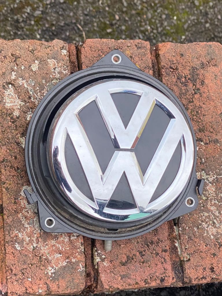 Vw mk7 golf boot lid badge handle genuine