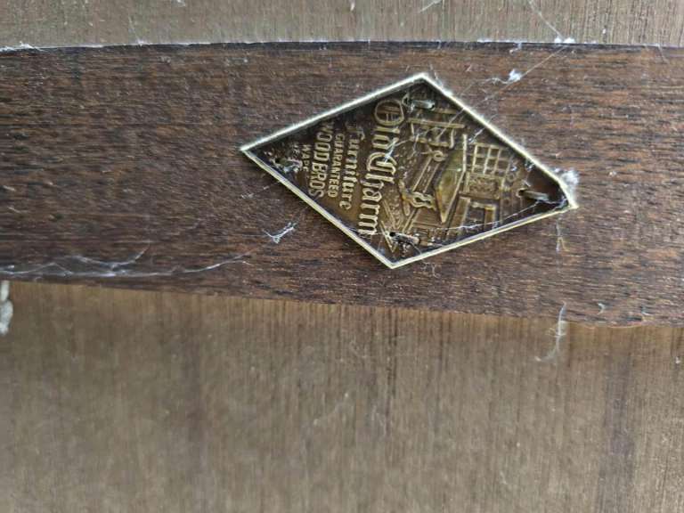 Vintage Old Charm Bureau