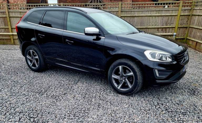 Volvo XC60 2.4 D4 R Design Black. 2015