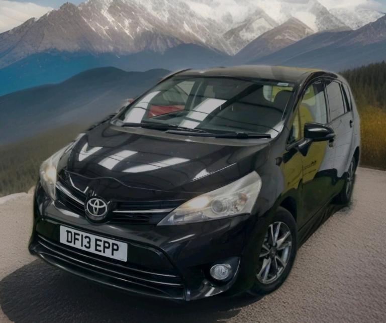 2012 Toyota Verso 2.0 D-4D TR Lthr/Pan Rf 5dr MPV Diesel Manual