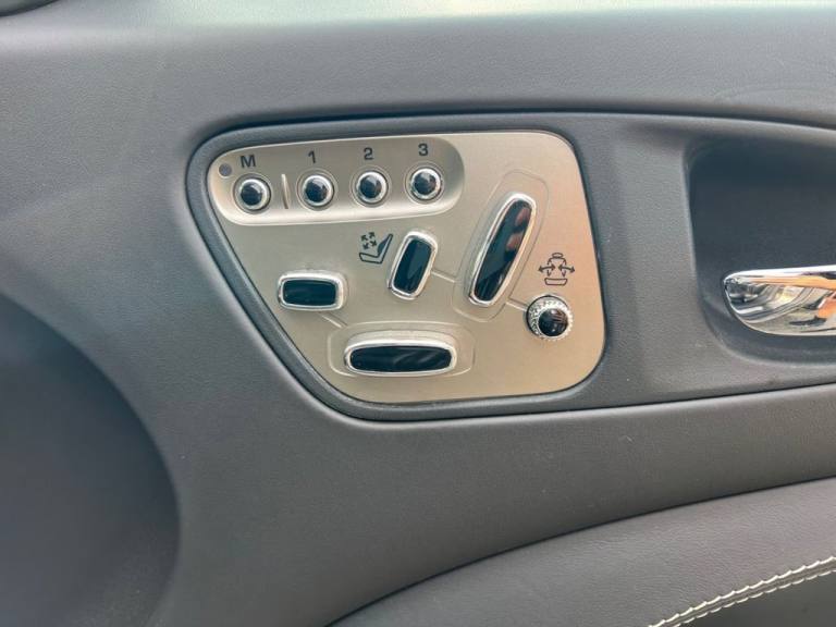 2011 Jaguar XKR 5.0 V8 Coupe 2dr Petrol Auto Euro 5 (510 ps) Coupe Petrol Automatic