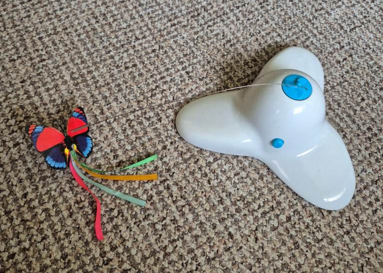 Butterfly Teaser 360° Electric Rotating Toy For Cats