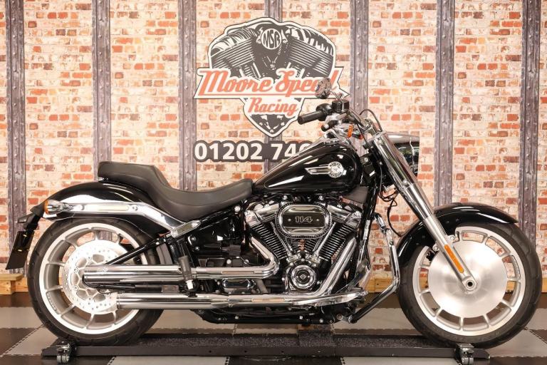 2022 HARLEY DAVIDSON FLFBS FAT BOY 114 - 10,573 MILES - VANCE AND HINES EXHAUST