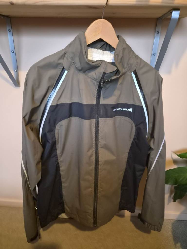 Men's Endura Cycling Jacket (Large size)