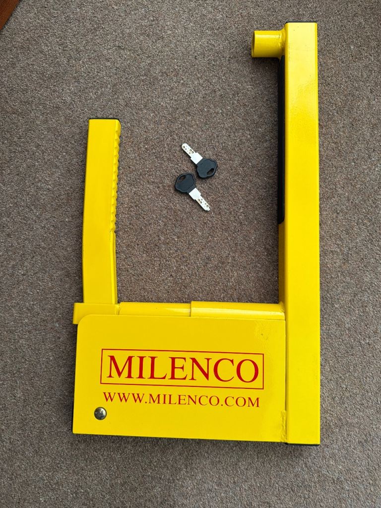 Milenco wheel clamp