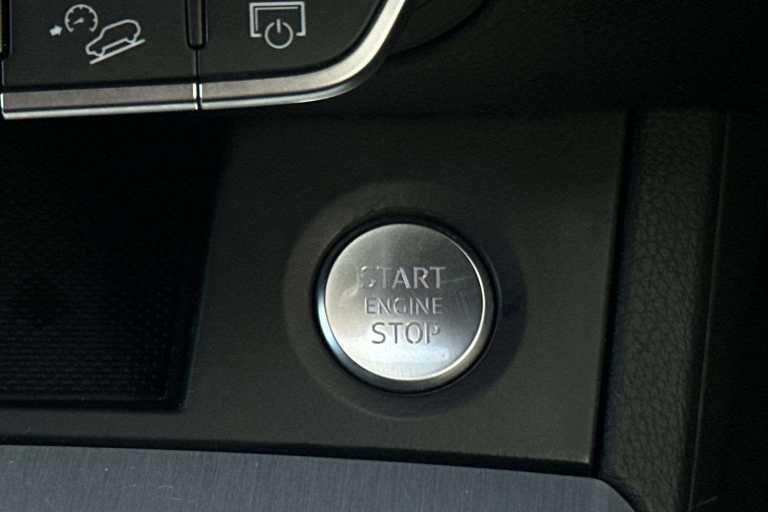 2018 Audi Q5 40 TDI Quattro S Line 5dr S Tronic ESTATE DIESEL Automatic