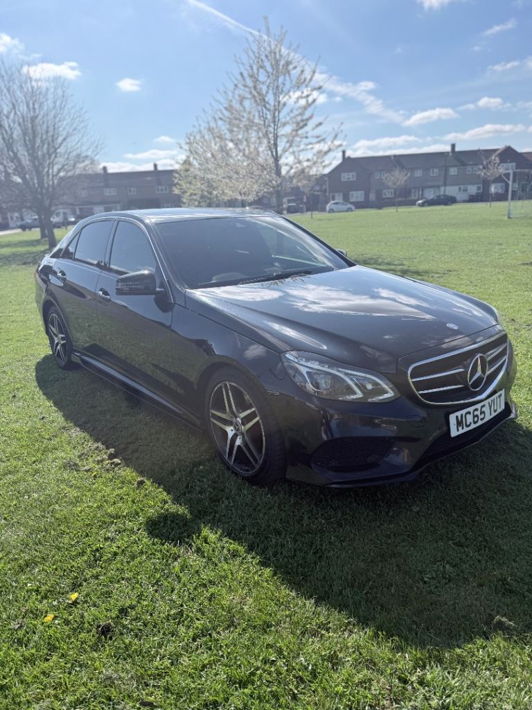 Mercedes-Benz E220 AMG Night Edition