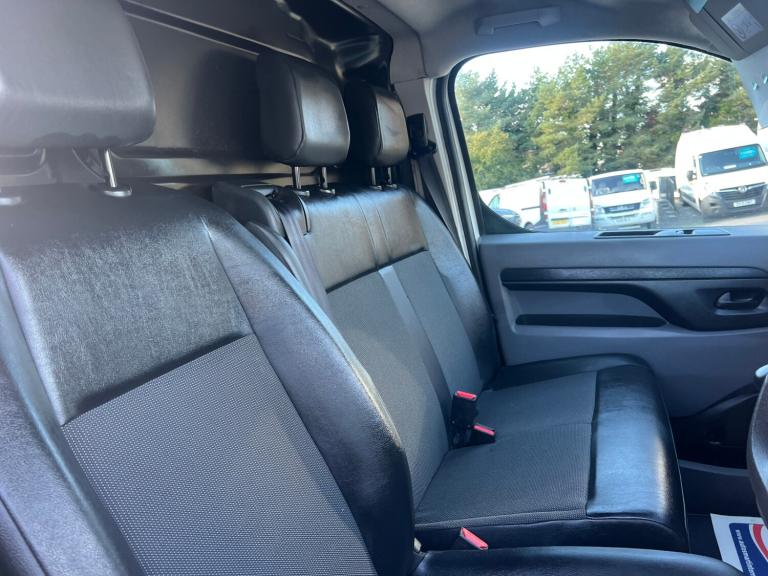 2021 Vauxhall Vivaro 2900 1.5d 100PS Dynamic H1 Van PANEL VAN Diesel Manual