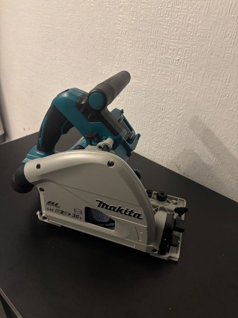Brand new makita DSP600 Plunge saw